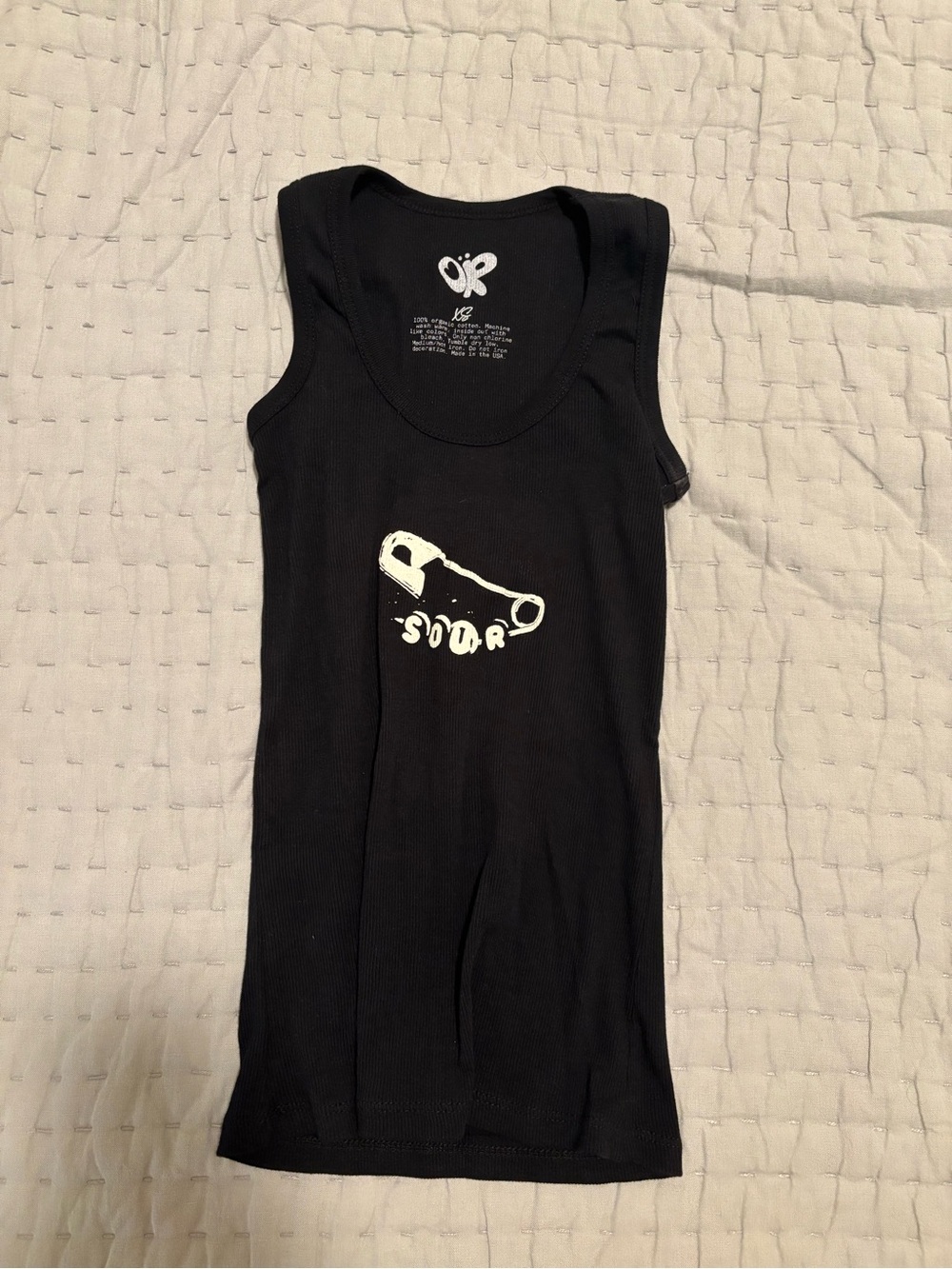 Olivia Rodrigo Graphic Tank Top - 'Sour' Safety Pin Design